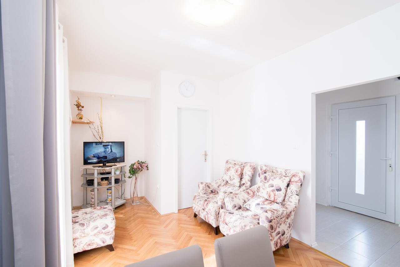 Apartment Seventh Heaven Podstrana Exterior foto